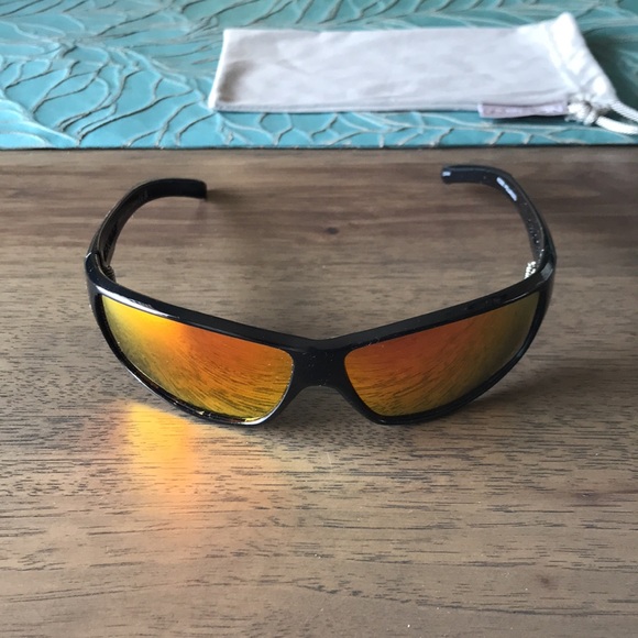 Be One Polarized Sunglasses - Picture 2 of 8